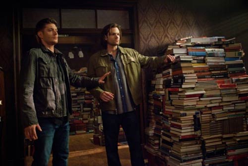 :   = Supernatural:  8,  21: The Great Escapist (1.05.2013) - 1